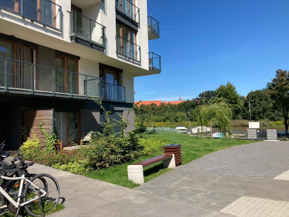 Apartament Marina Port Wrocław Exteriör bild